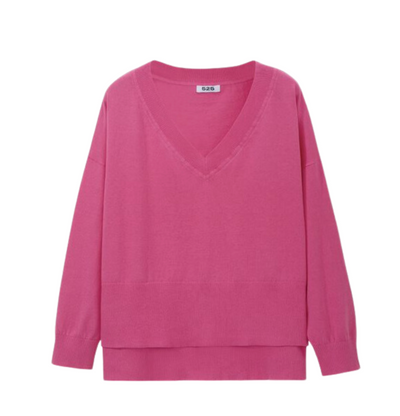Noor: Oversized V-Neck Pullover - Shocking Pink