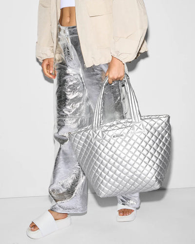 Medium Metro Tote Deluxe - Matte Silver