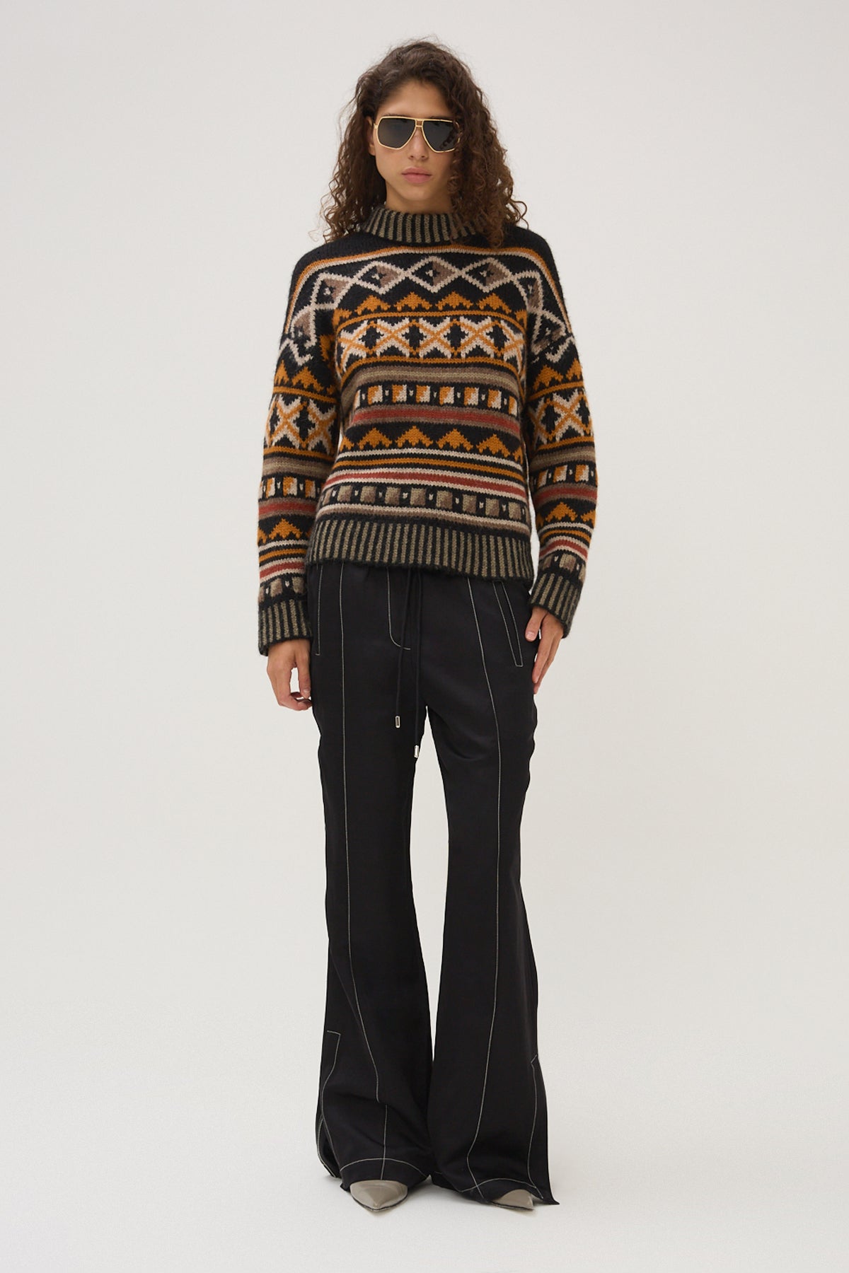 Kravitz Candy Pullover - Black