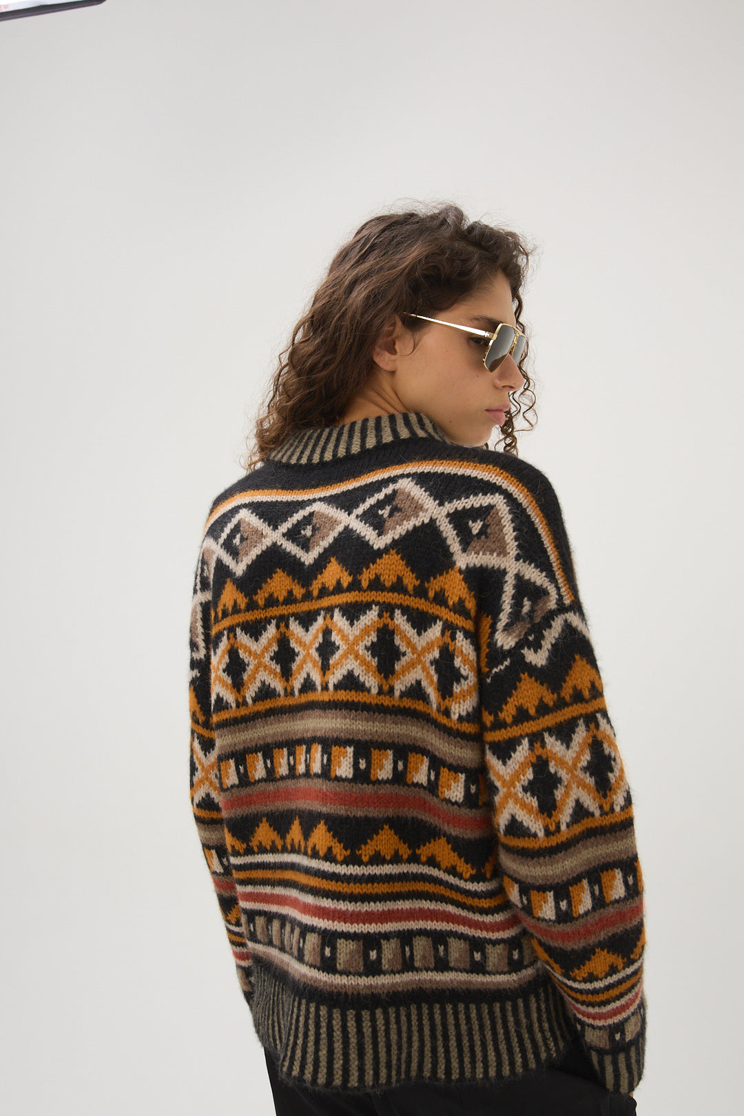 Kravitz Candy Pullover - Black