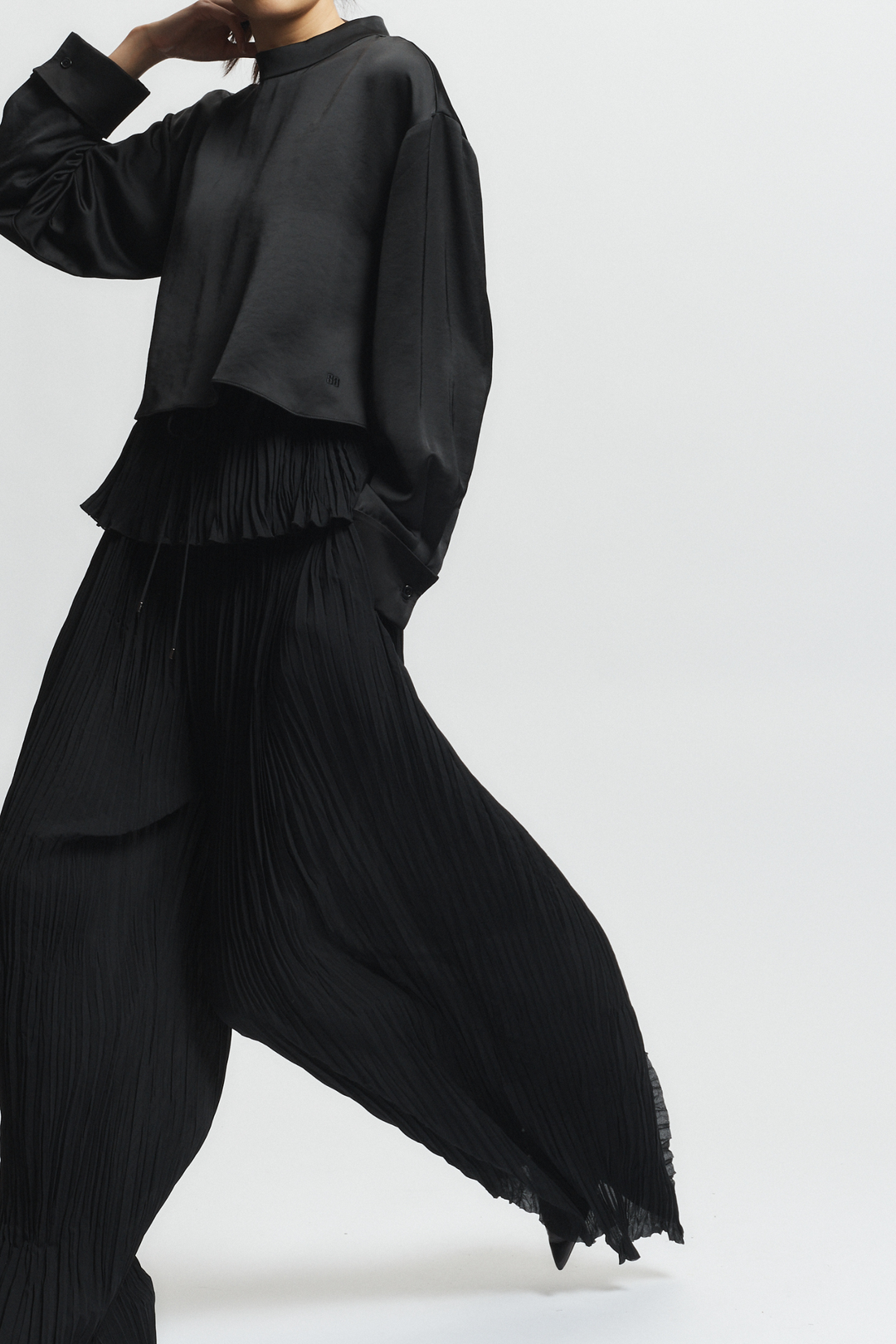 Hendrix Pleated Pant - Black