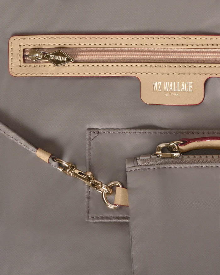 Metro Backpack Deluxe - Magnet