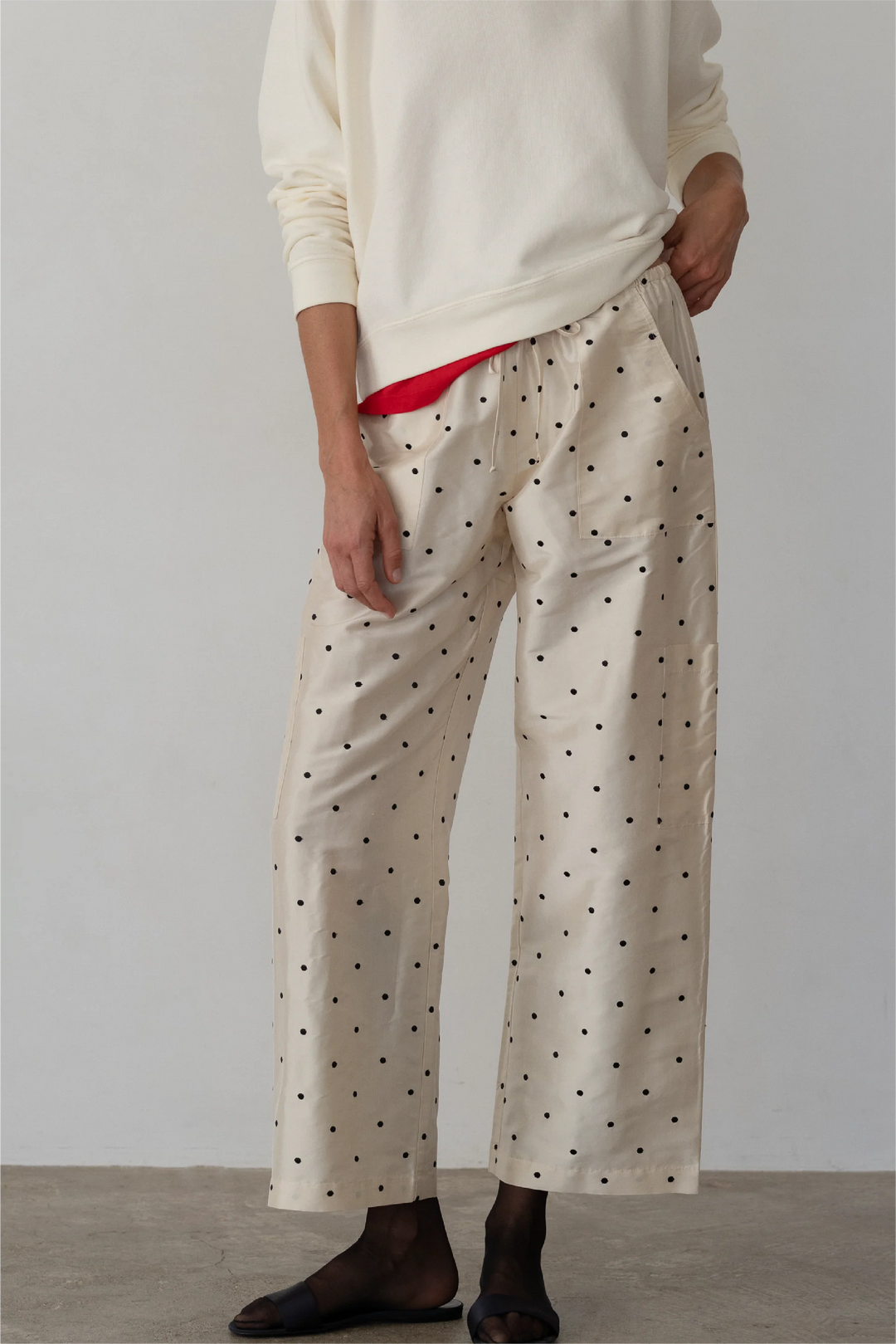The Taffeta Drawstring Cargo Pant - Creme w/ Walnut