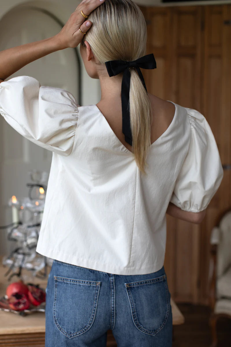 V Top - White Swan