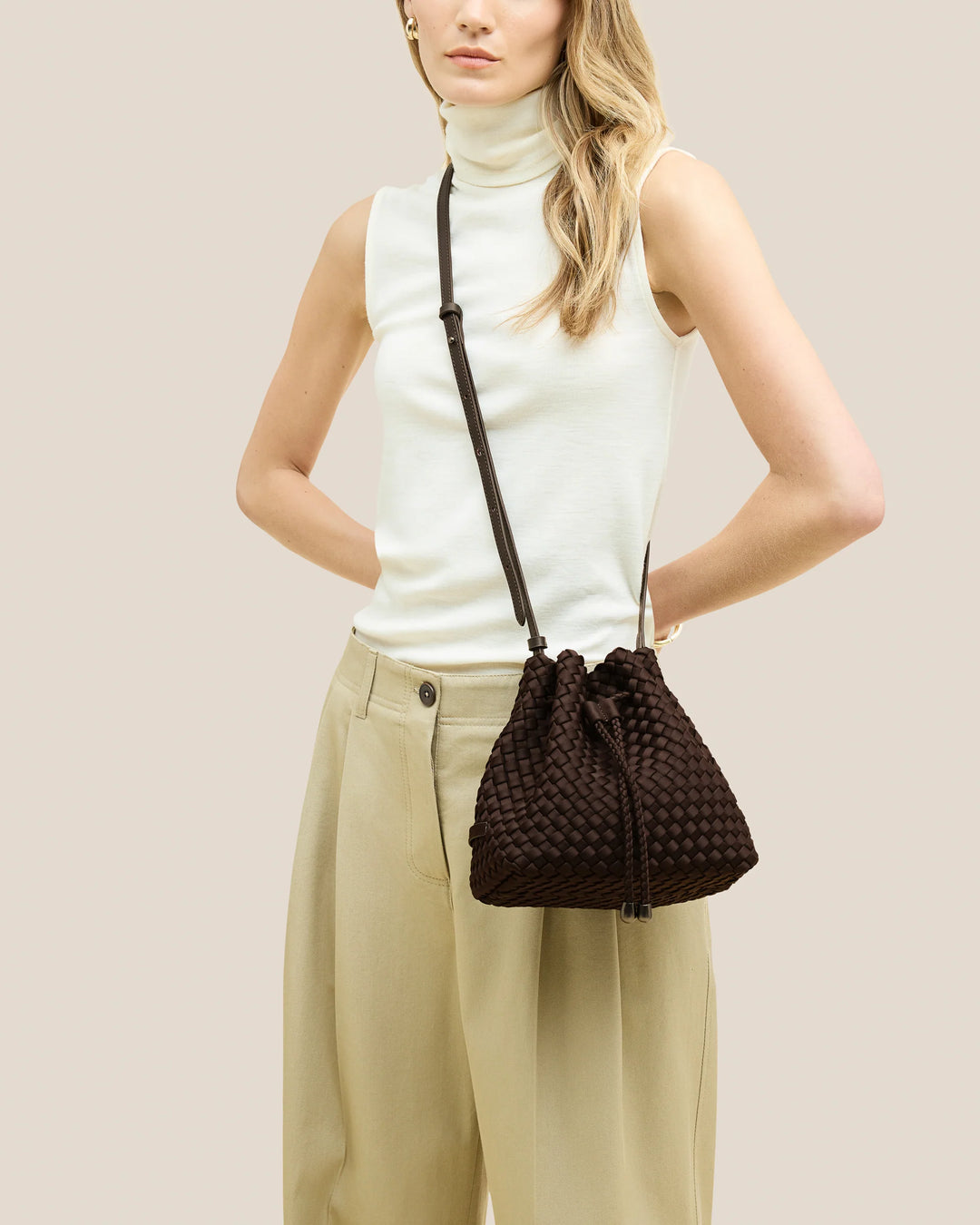 Gramercy Medium Bucket - Chocolate