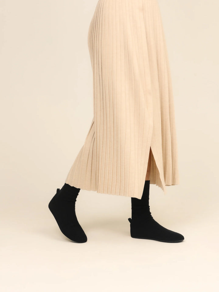 Hampton Strolls - Caviar