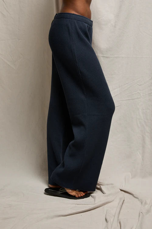 Shane Waffle Drawcord Pant - Navy