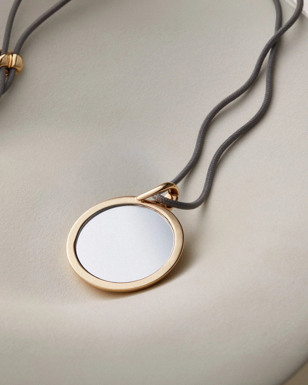 Nico Pendant Rope Necklace - Gold