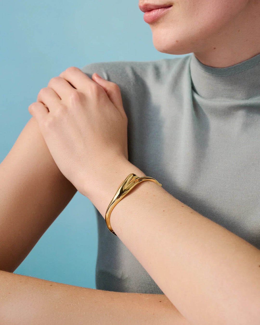 Portia Bangle - Gold