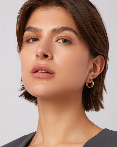 Staple Hoop Earrings - Small - Gold
