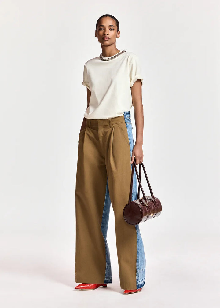 T-Shirt w/ Chain - Off White
