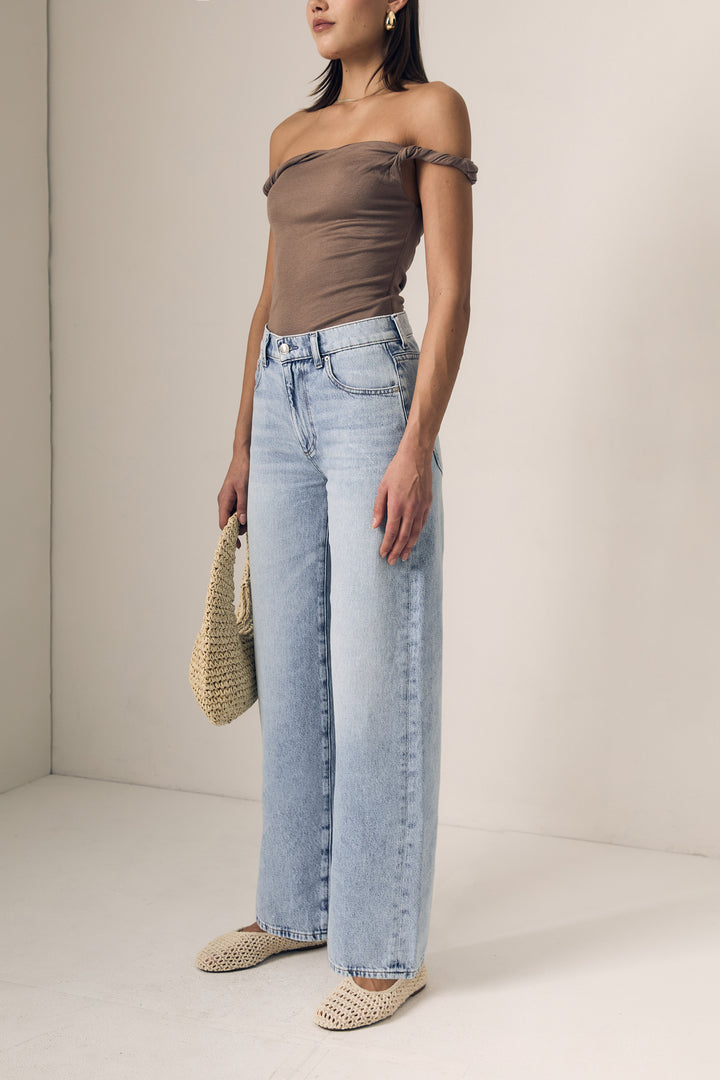 Alexa Boyfriend - Wild and Free