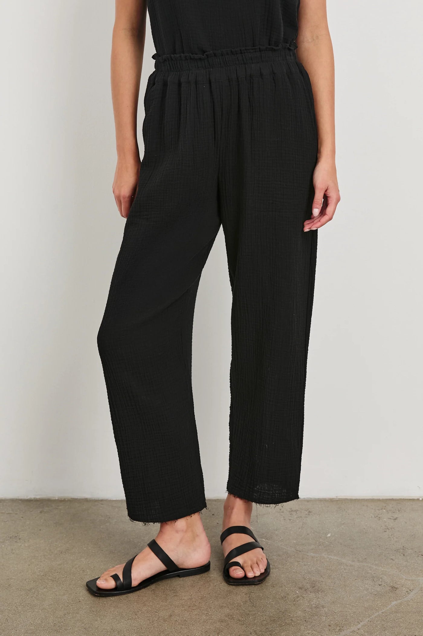 Leon Crop Pant - Black Gauze