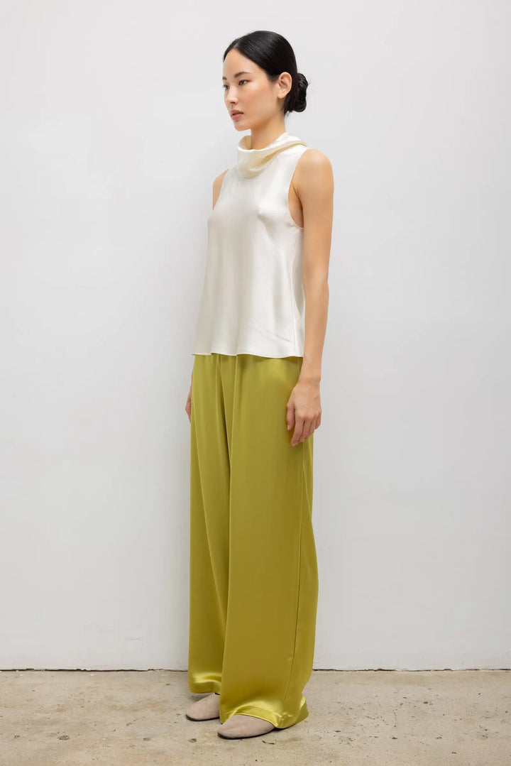Barb Sleeveless Cowl Neck - Creme