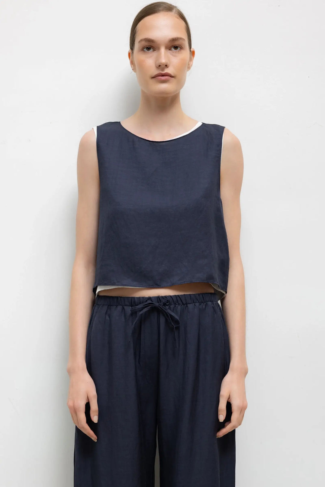 Daniel Crop Sleeveless Crew - Midnight
