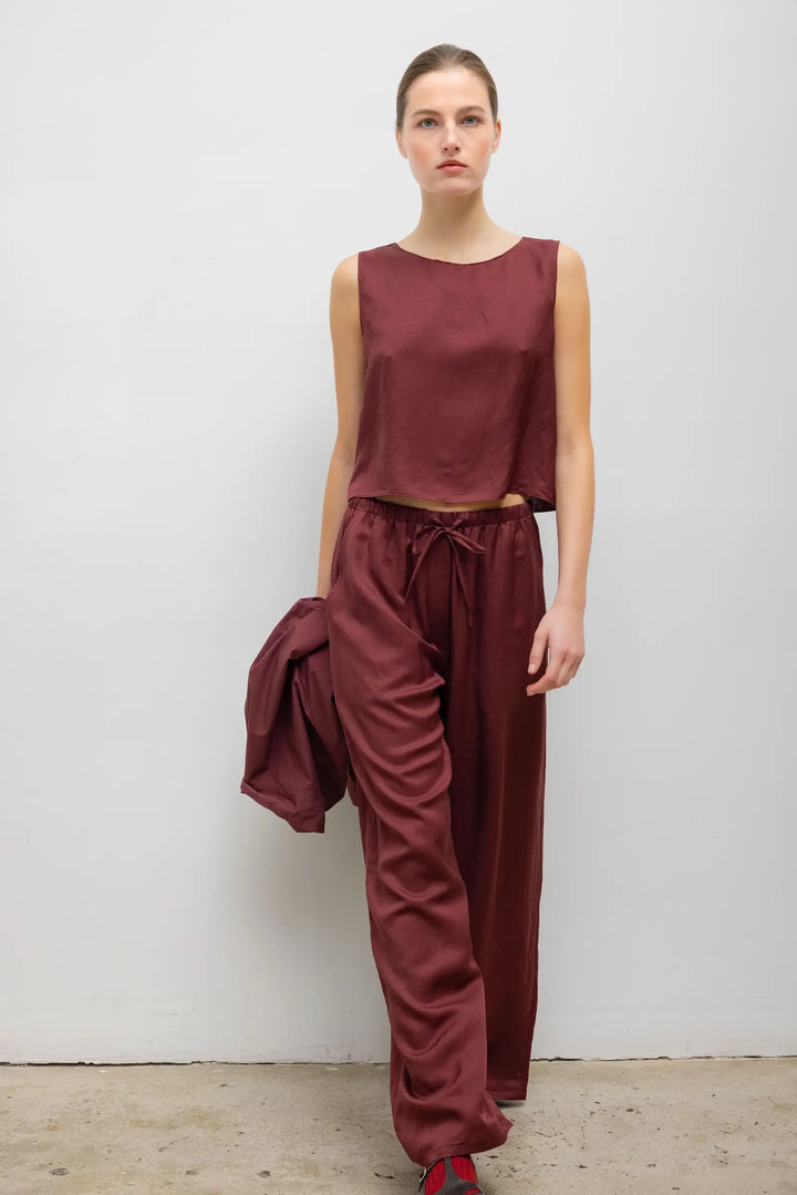 Daniel Crop Sleeveless Crew - Pinot