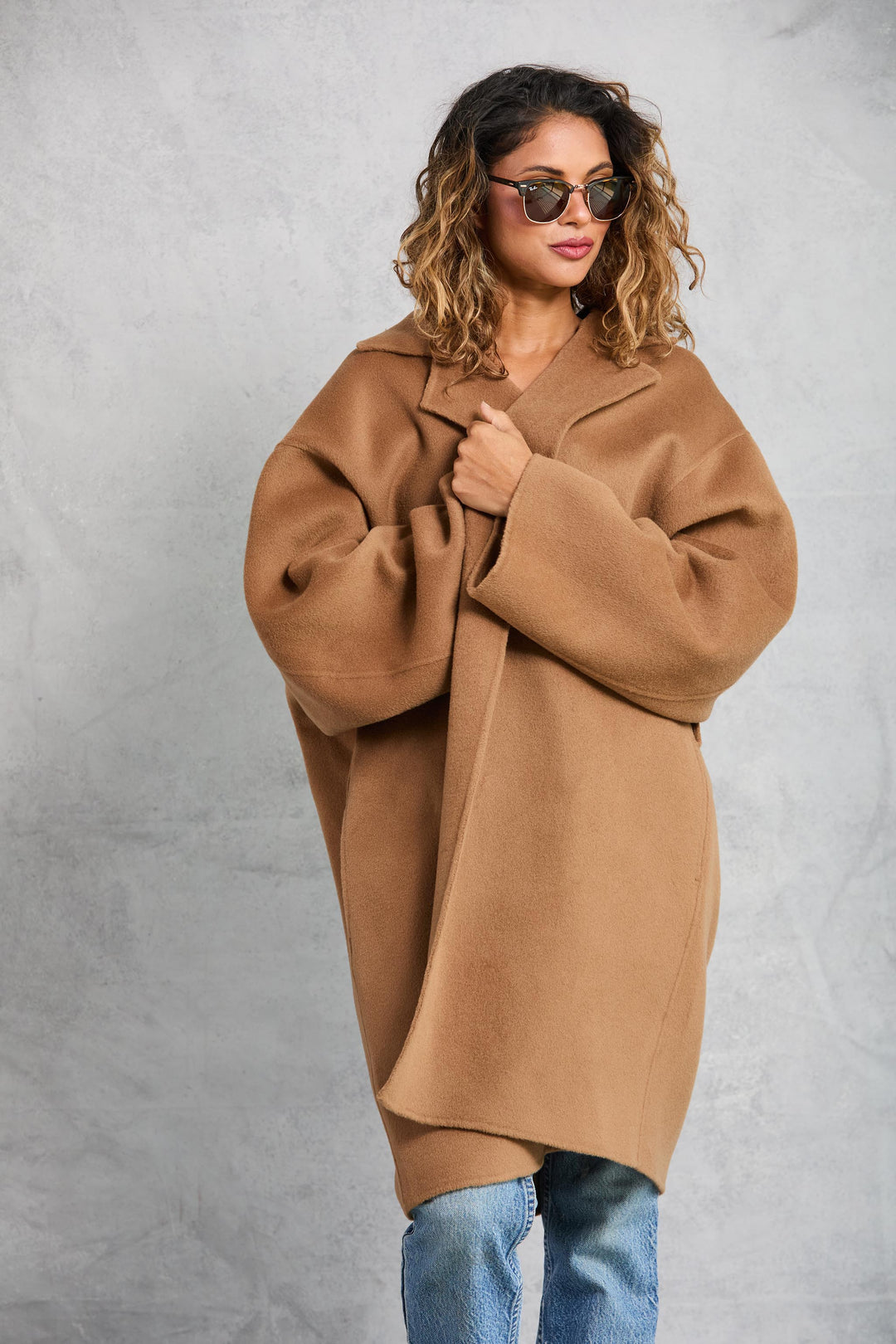 Stable Coat in Wool - Camel