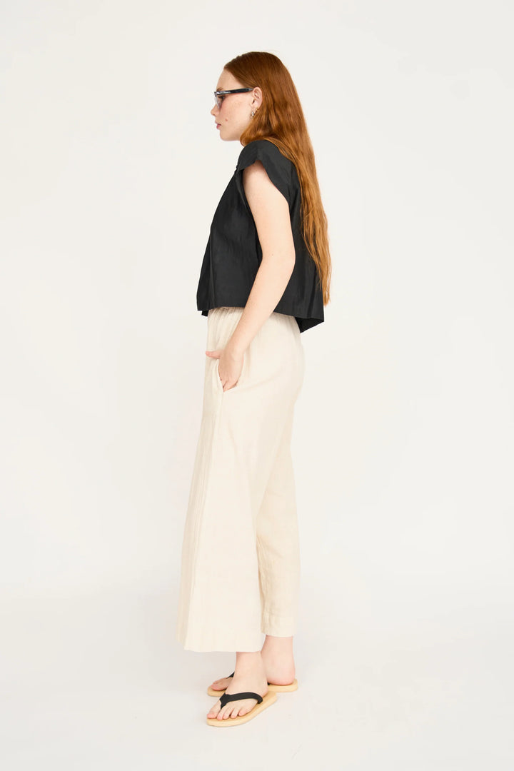 Merida Cutout Top - Black