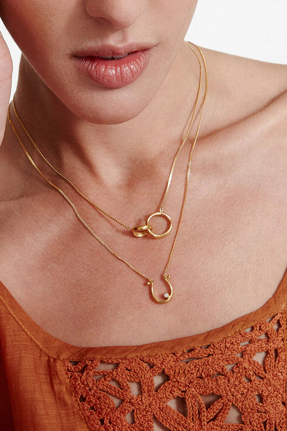 Horseshoe Necklace- Yellow Gold