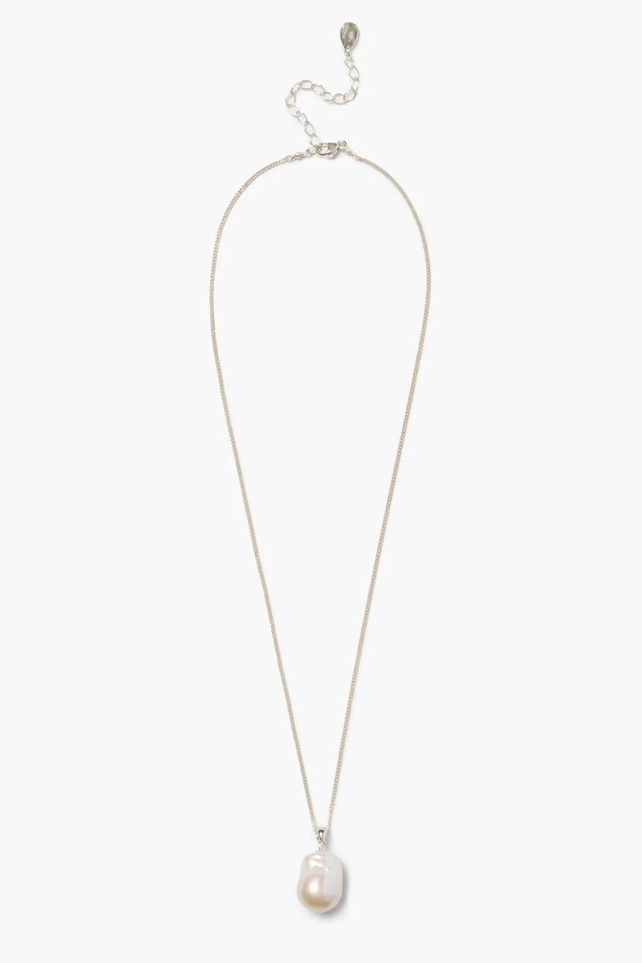 Marguerite Pearl Necklace - Silver