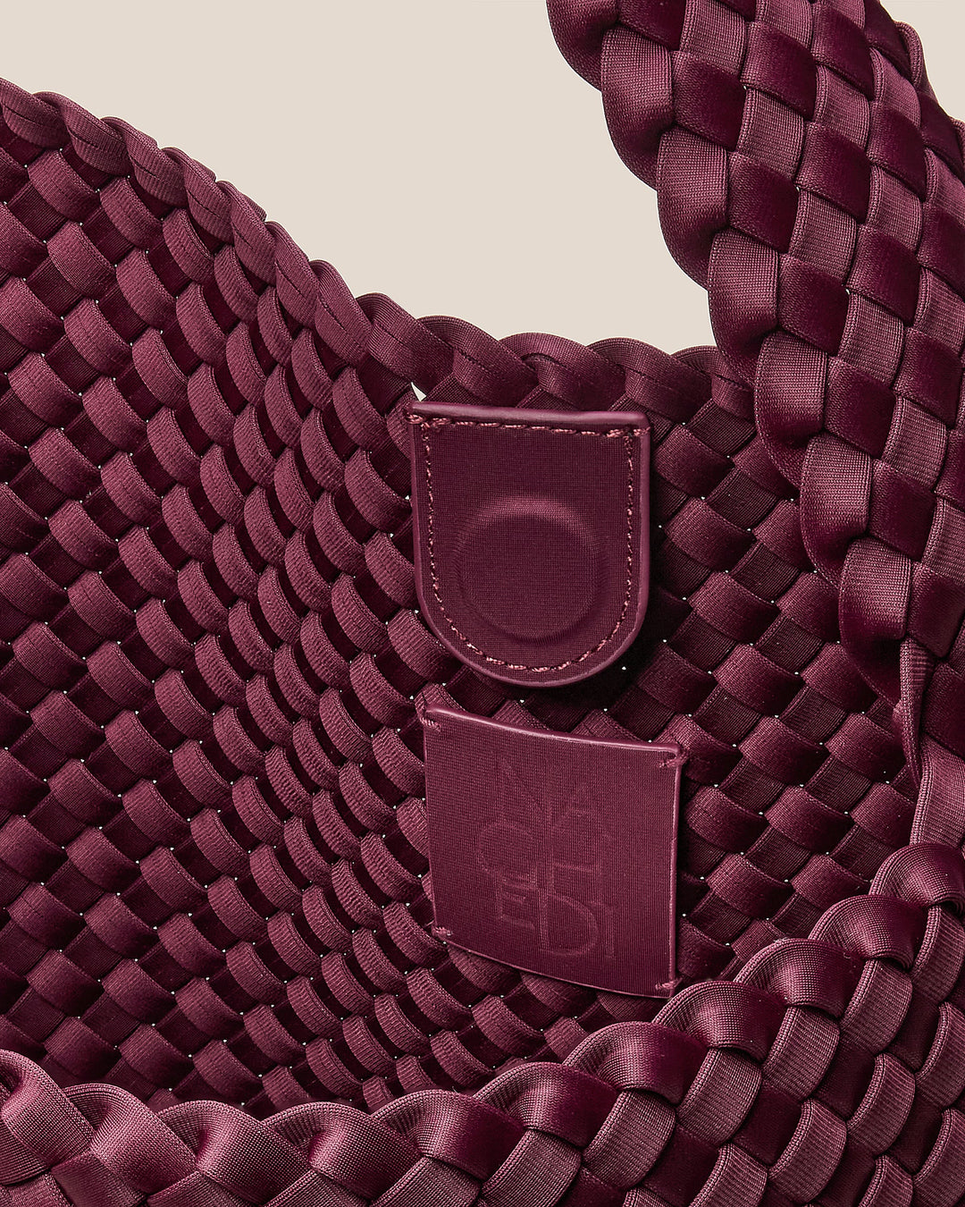 Nomad Large Hobo - Bordeaux