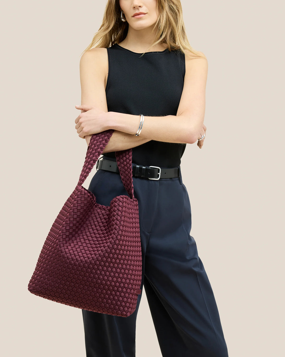 Nomad Medium Hobo - Bordeaux