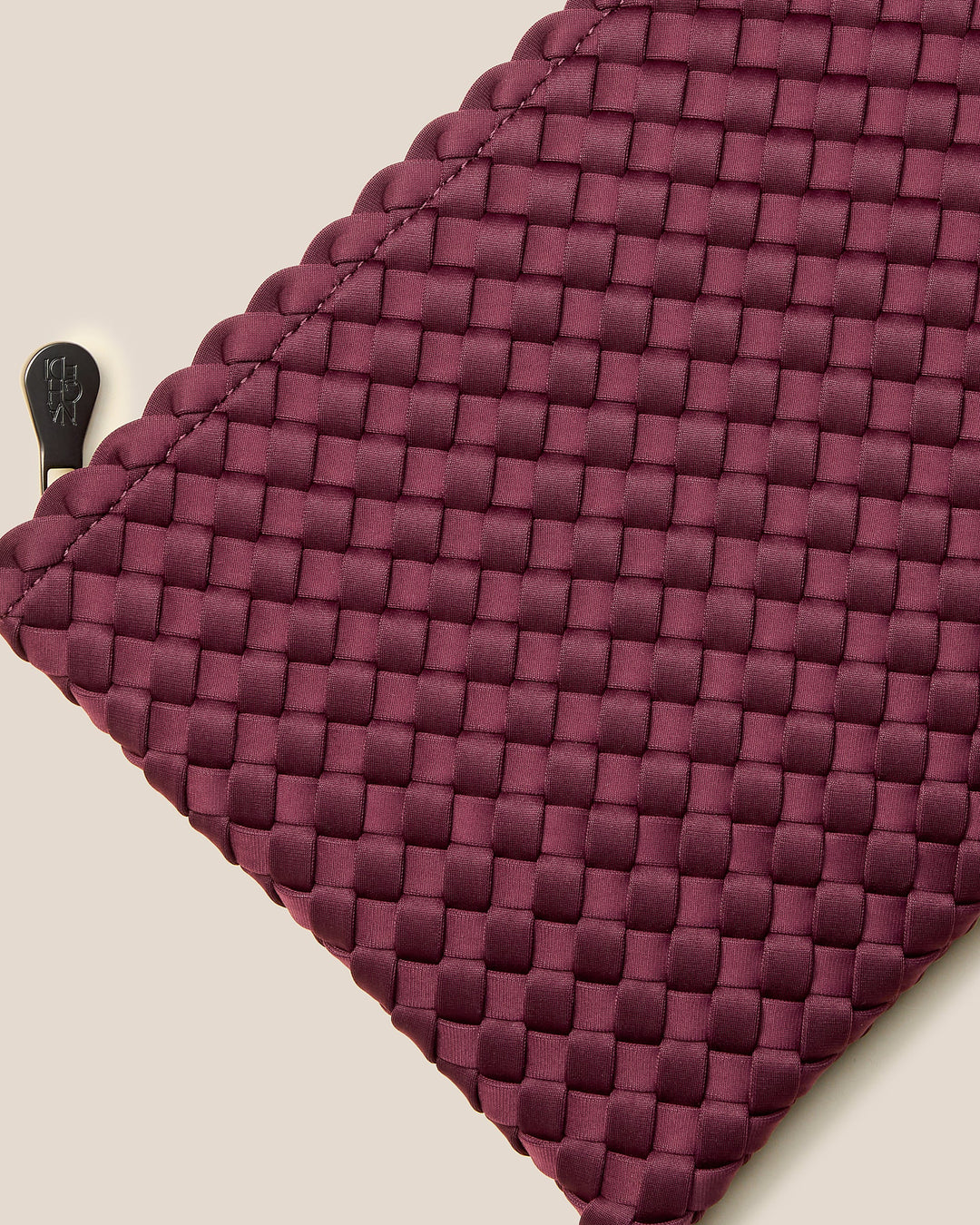 Nomad Medium Hobo - Bordeaux