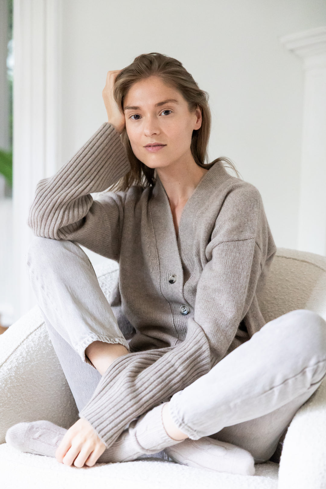 Claire Cashmere Cardigan- Eco Gravel