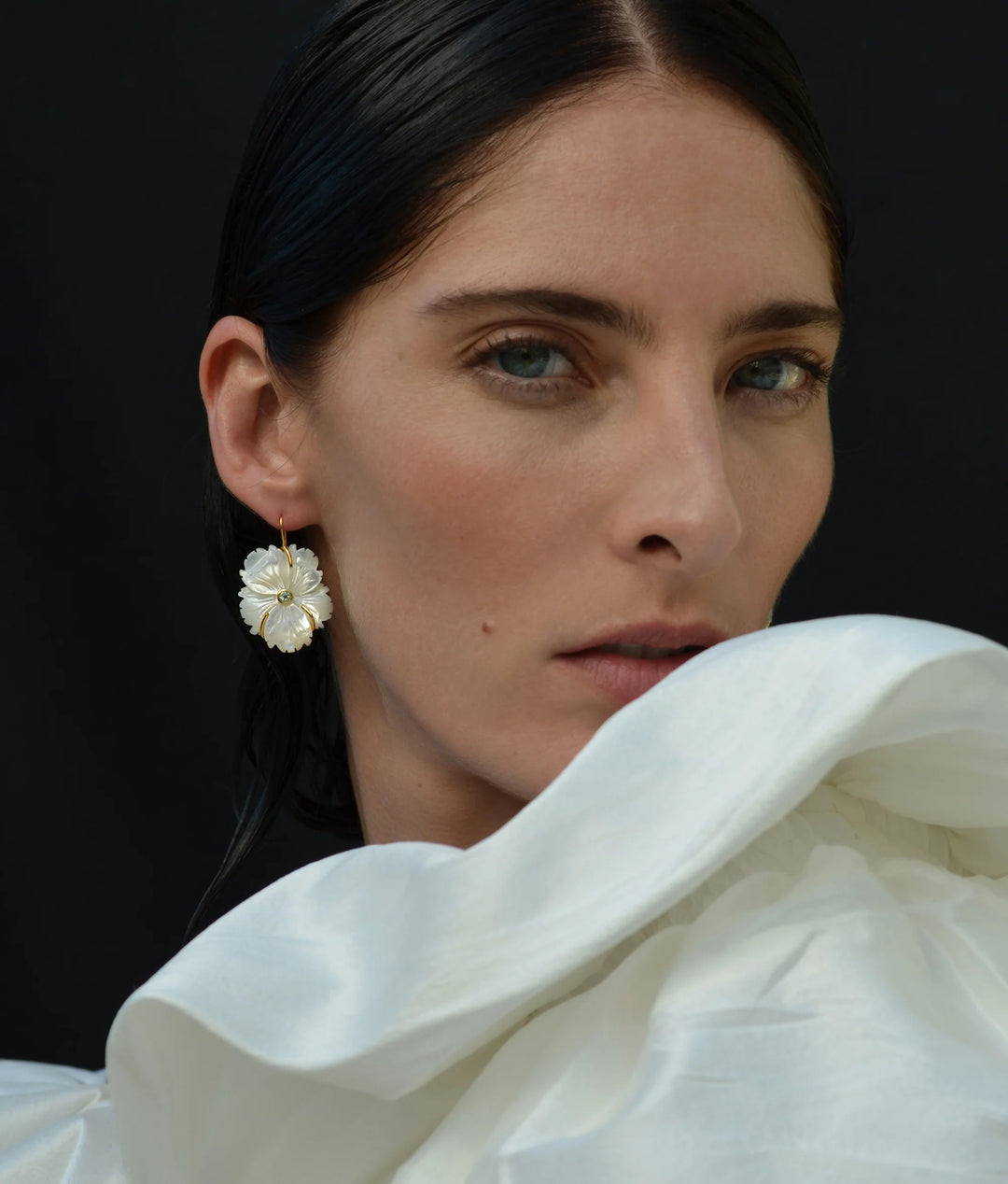 New Bloom Earrings - MOP