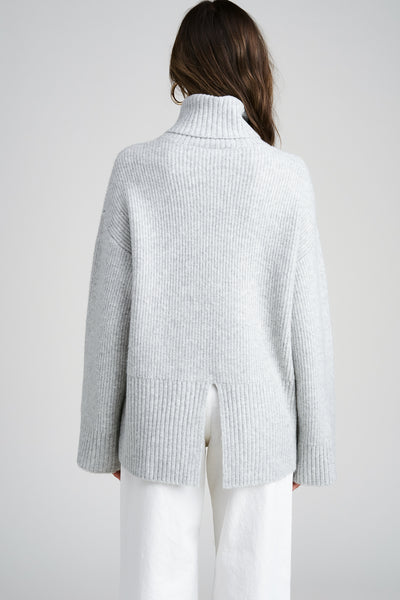 Ribbed Turtleneck - L. Grey