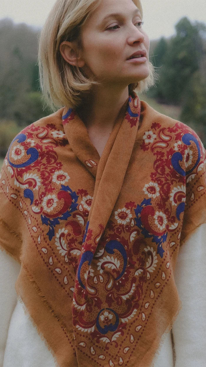 Scarf - Flowers Camel