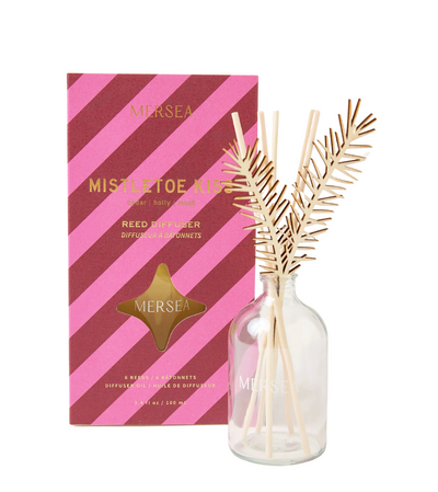 Holiday Reed Diffuser - Mistletoe Kiss