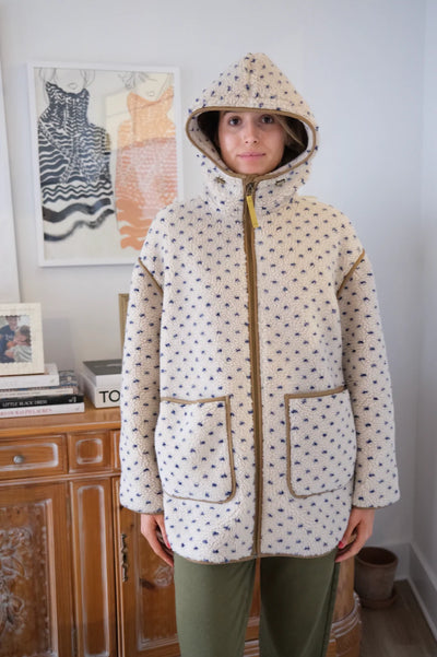 Hooded Sherpa Jacket - Ivory/Blue Birdseye