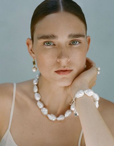 Lark Earrings - White Pearl Mix