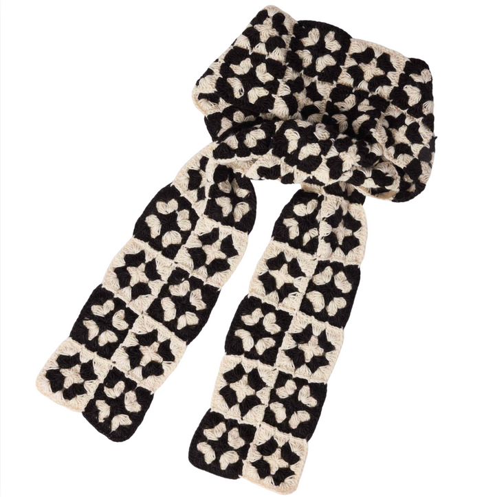 La Paz Crochet Scarf - Black/White