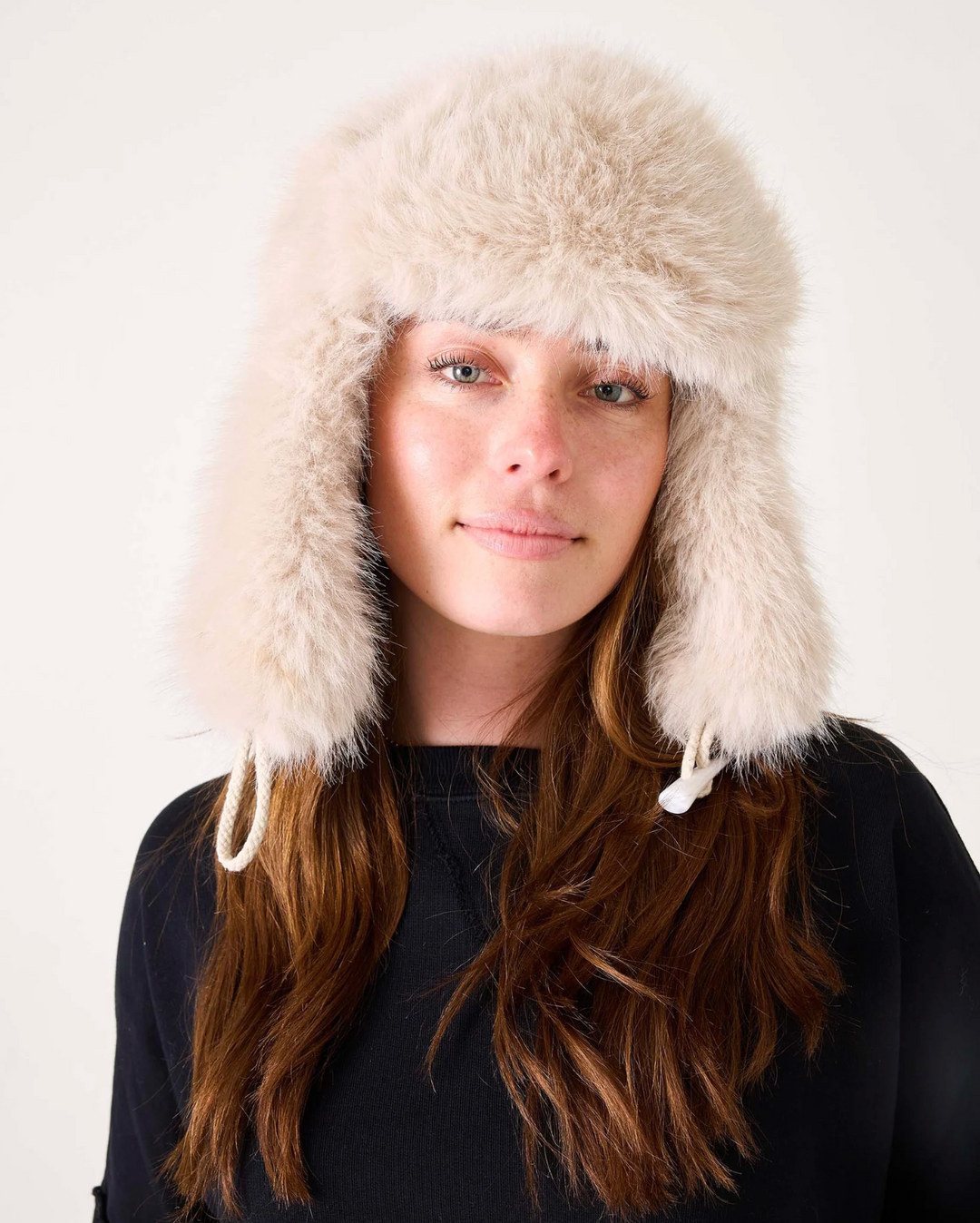 Cozy Cabin Faux Fur Hat - Oatmeal