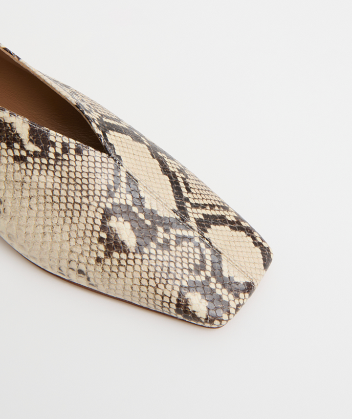 Square Soft V- Roccia