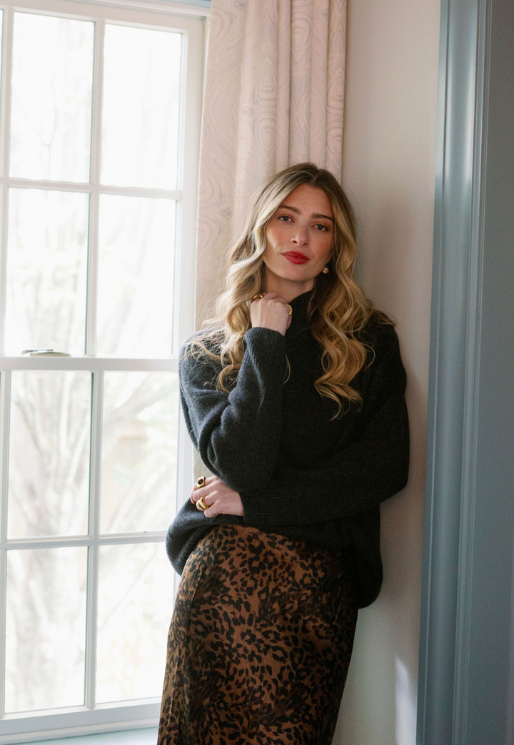 Jackie Cashmere Turtleneck- Charcoal