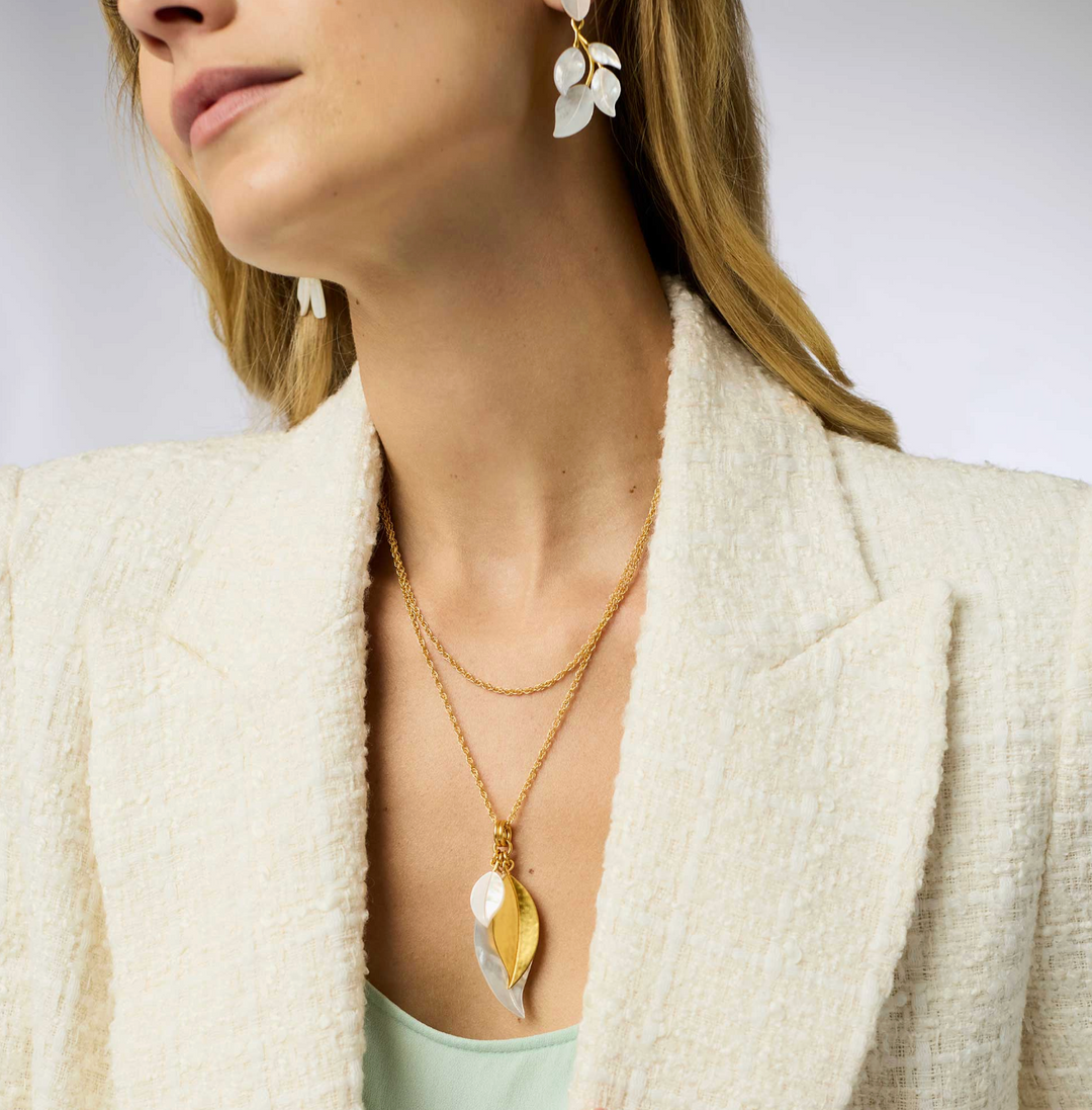 Willow Charm Pendant - Mother of Pearl