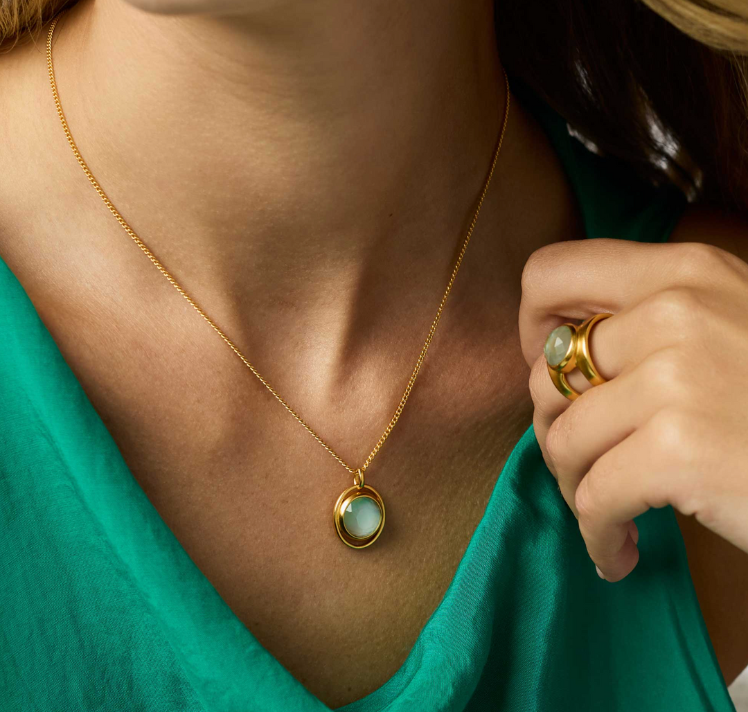 Laguna Solitaire Necklace - Iridescent Clear Crystal