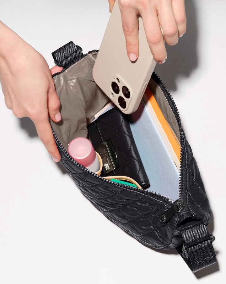 Small Metro Smile Bag - Black