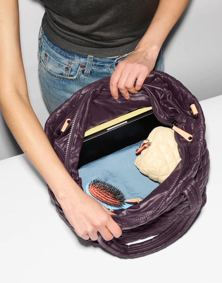 Medium Metro Tote Deluxe - Raisin
