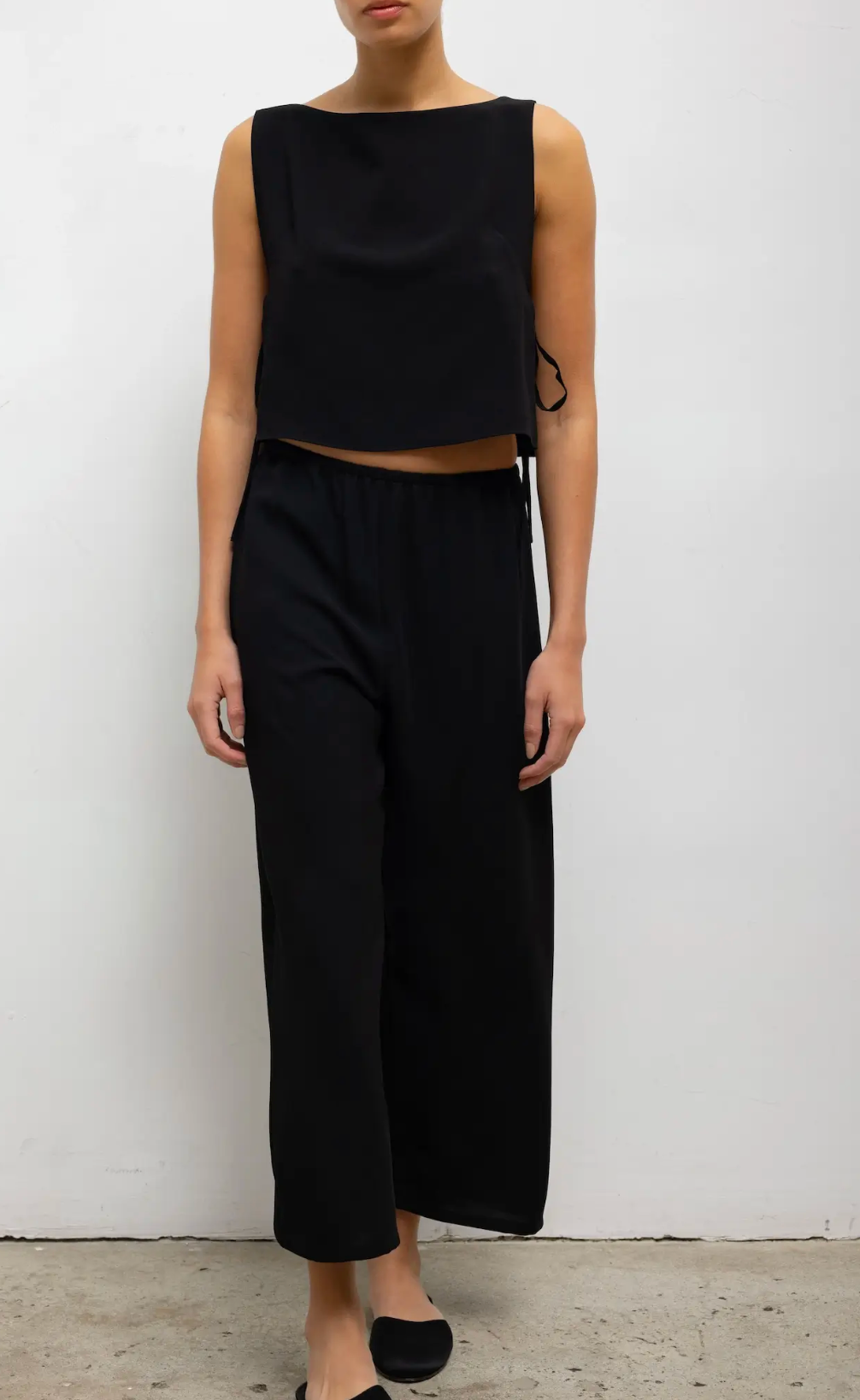 Ari Crop Pant - Black