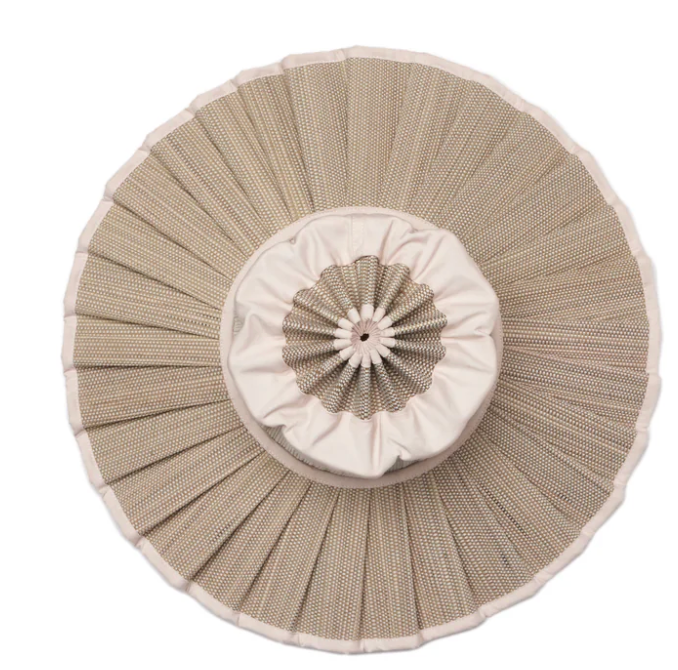 Front Row Maxi Capri Hat