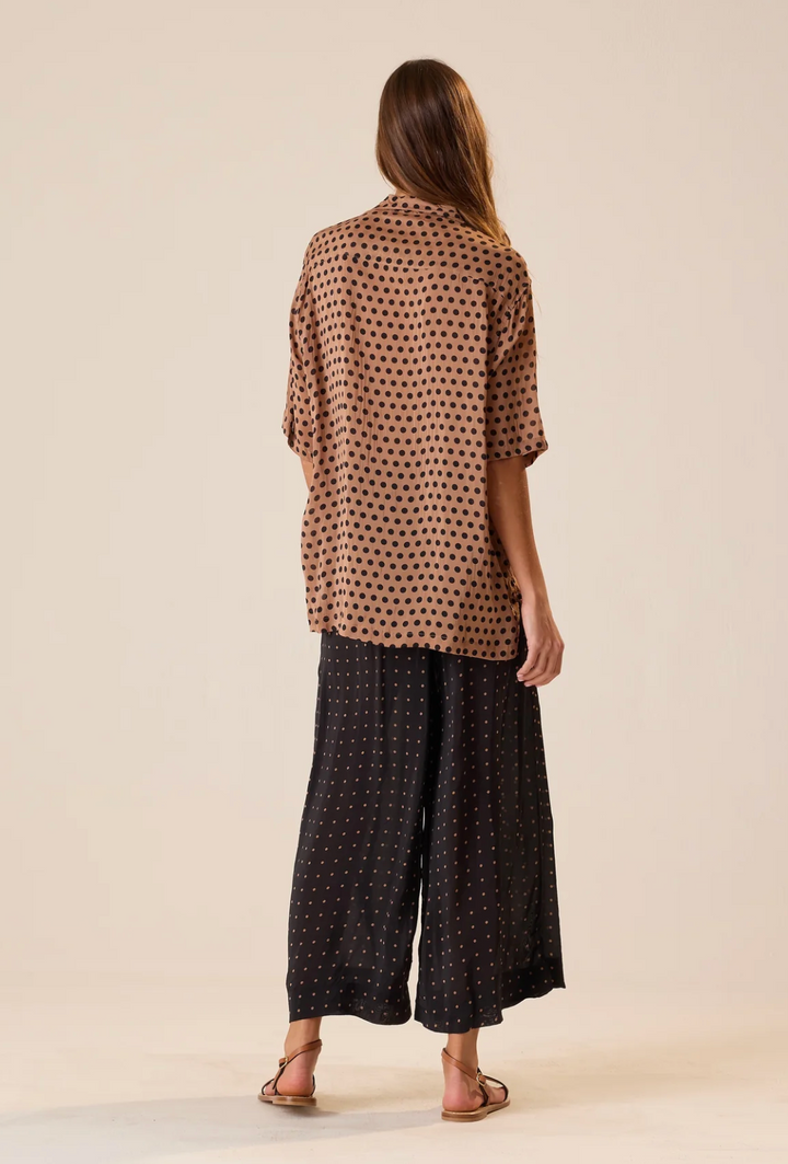 Kevin Shirt - Polka Dot Tan/Black