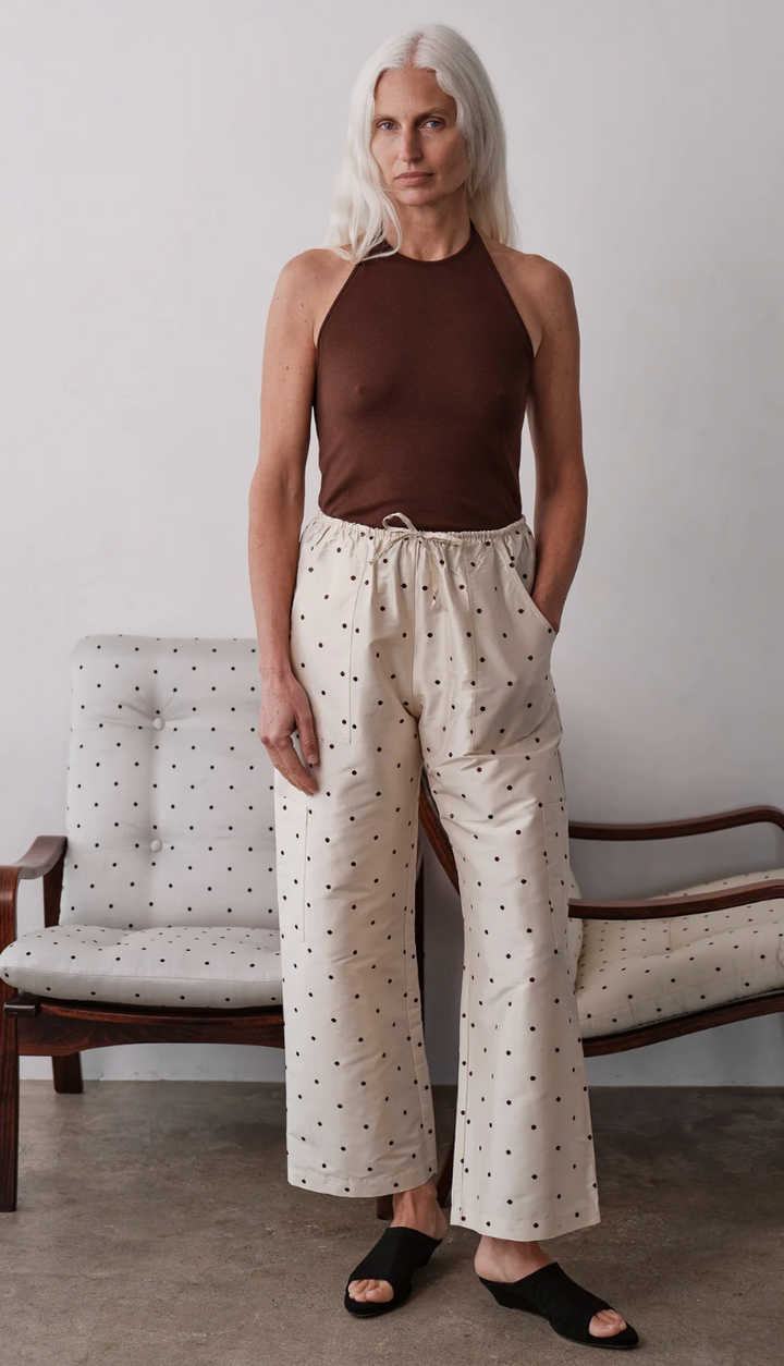 The Taffeta Drawstring Cargo Pant - Creme w/ Walnut
