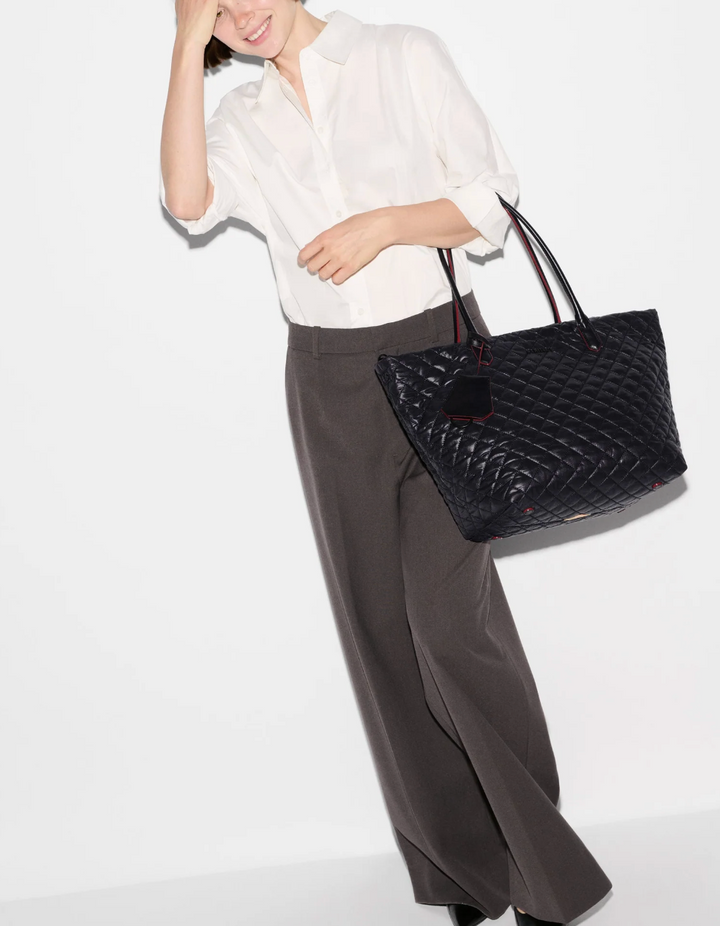 Medium Daily Tote - Black