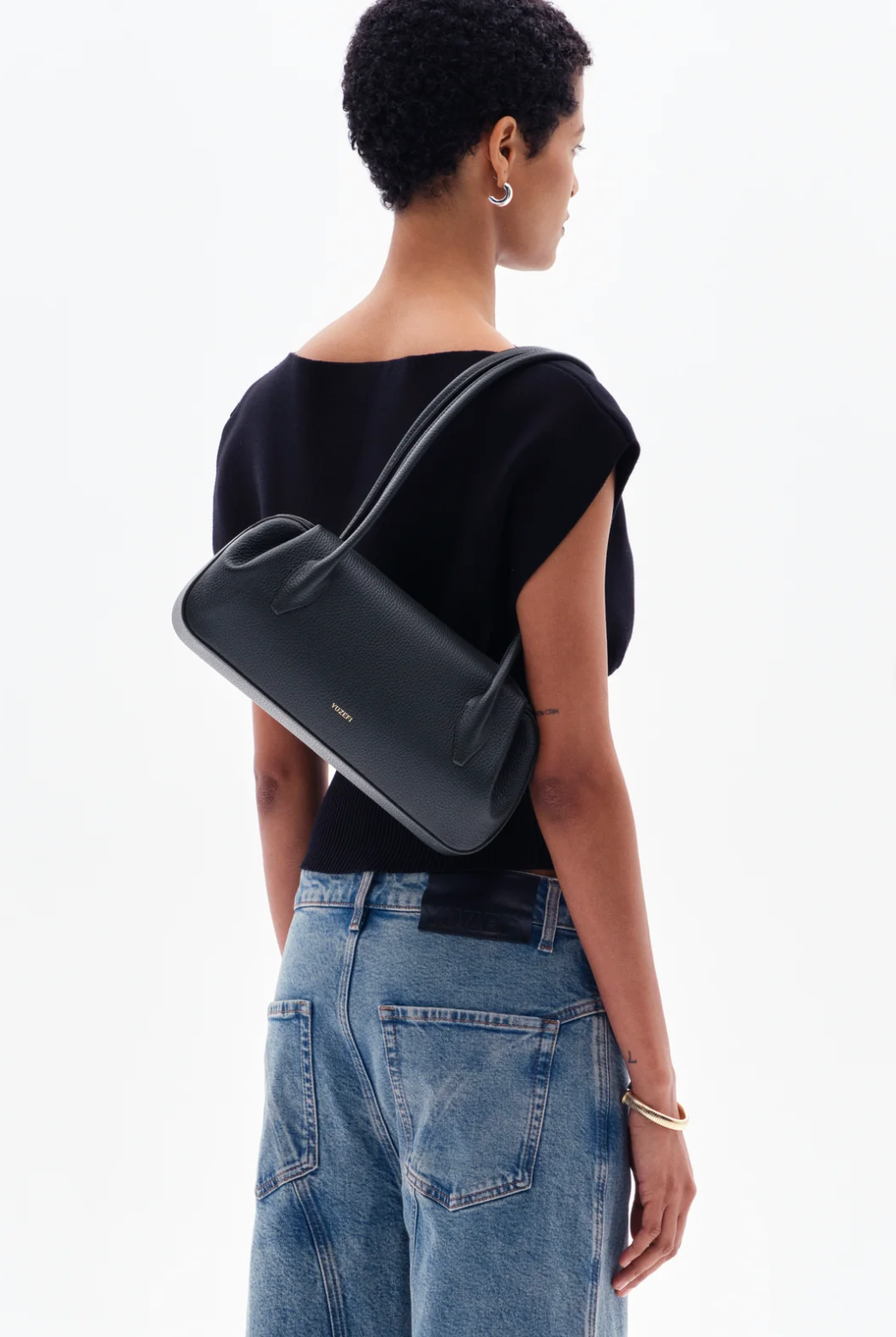 Oyster Shoulder Bag - Black