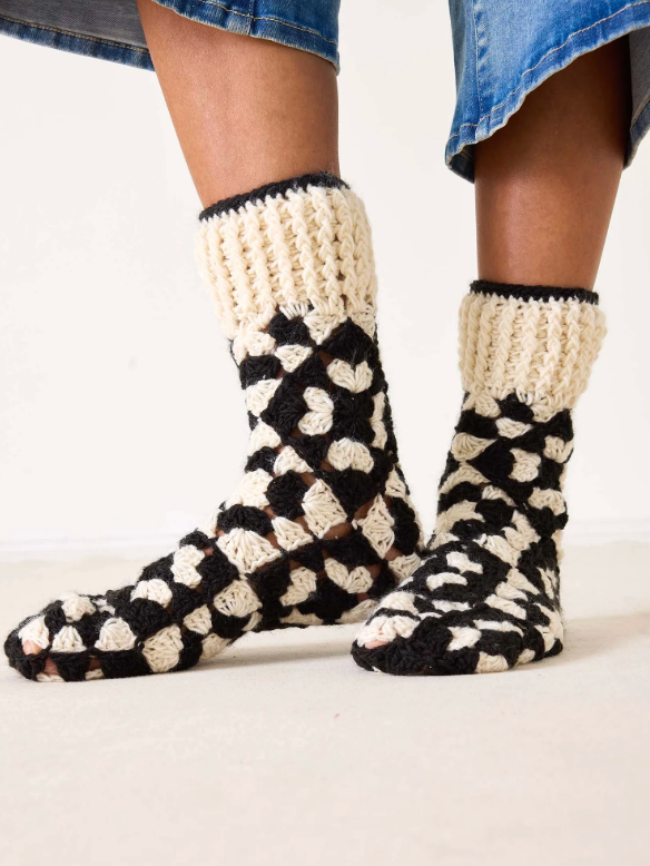 La Paz Crochet Slipper Socks - Black/White