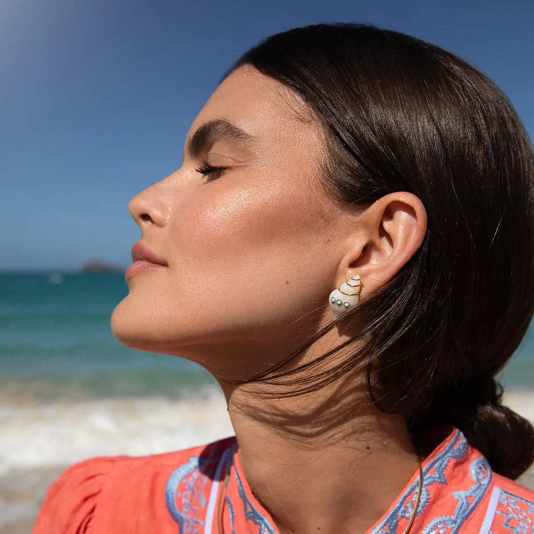 Seashell Stud - Turq